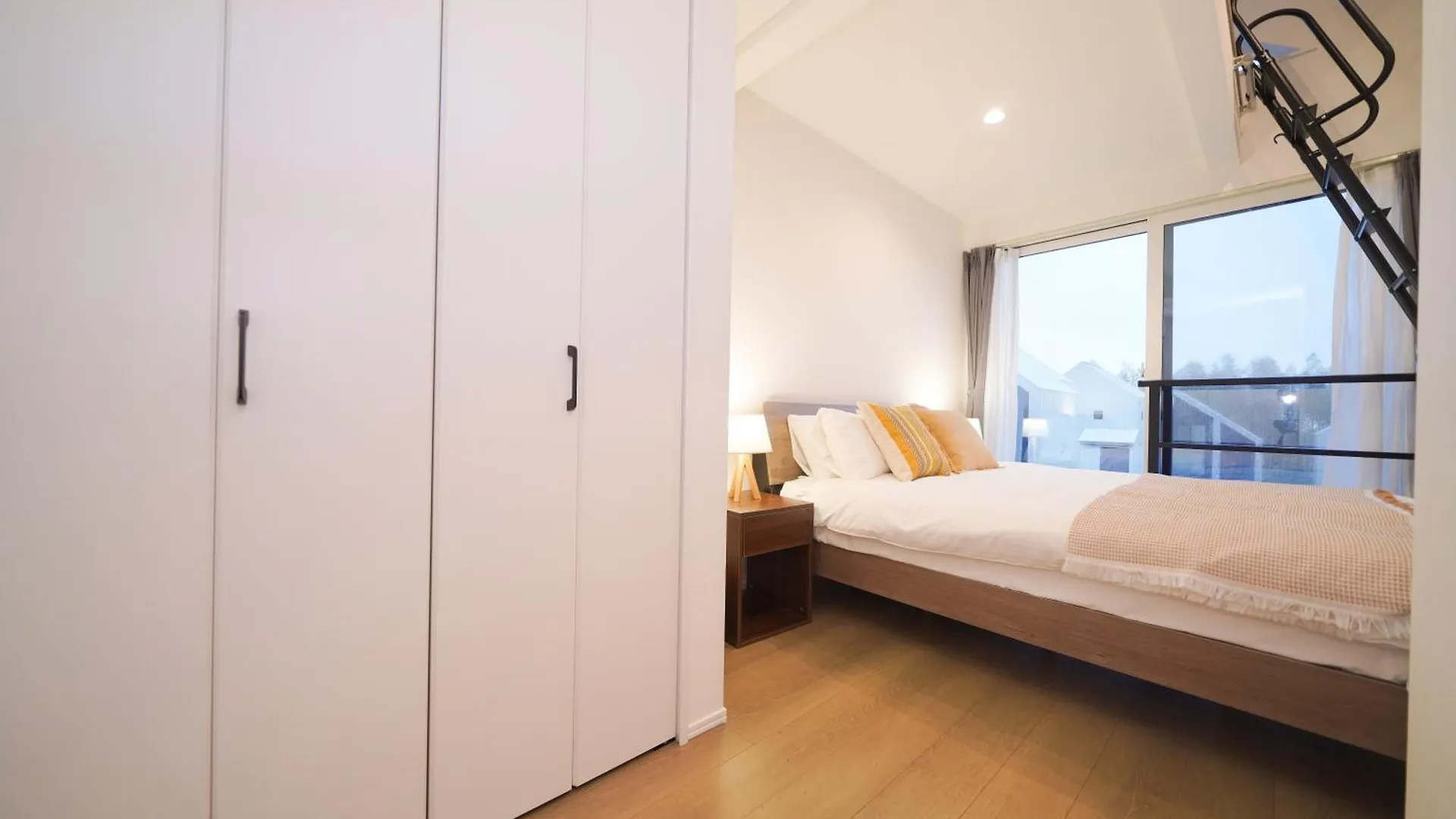 Niseko White Villas II