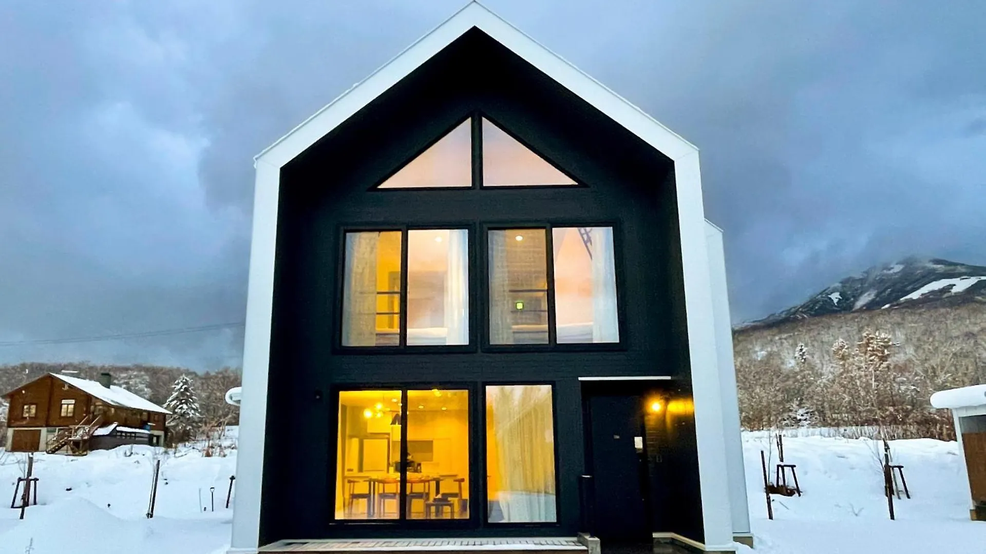 Niseko White Villas II