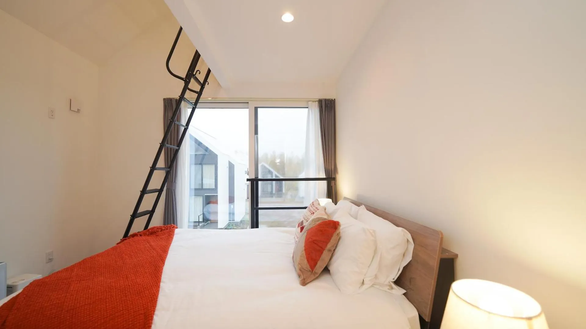 Niseko White Villas II 0*,  Japan
